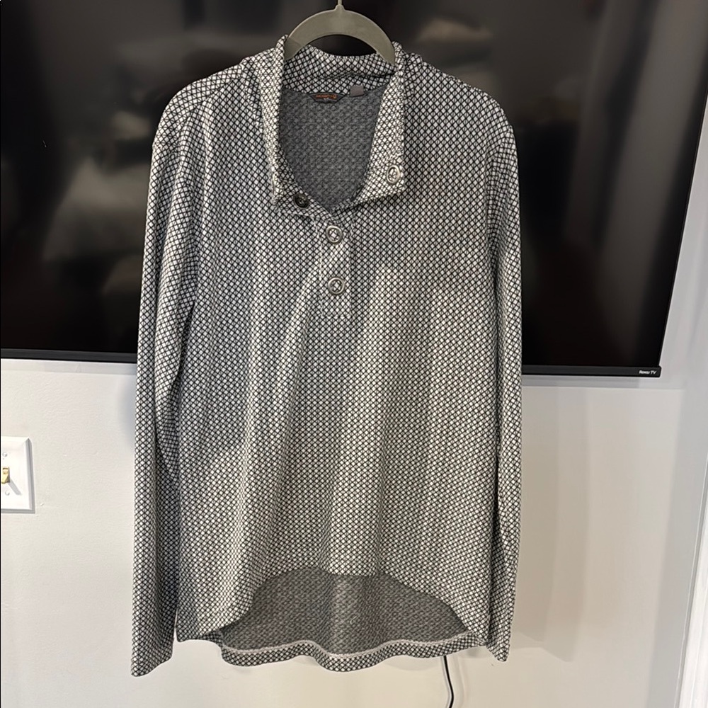 Merrell Black and White Patterned Shirt